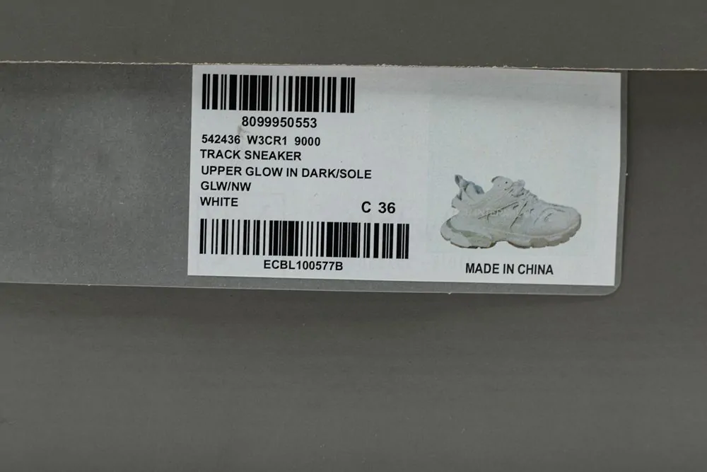 Ba*len*cia*ga track trainer