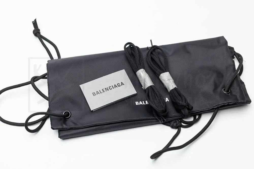 Ba*len*cia*ga track sneaker