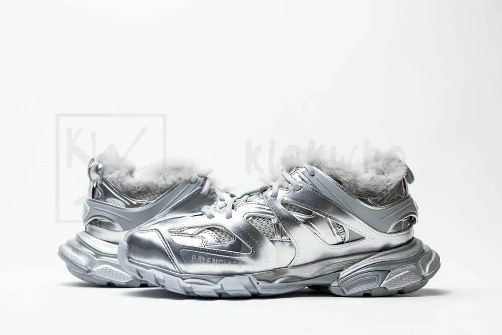 Ba*len*cia*ga track trainer