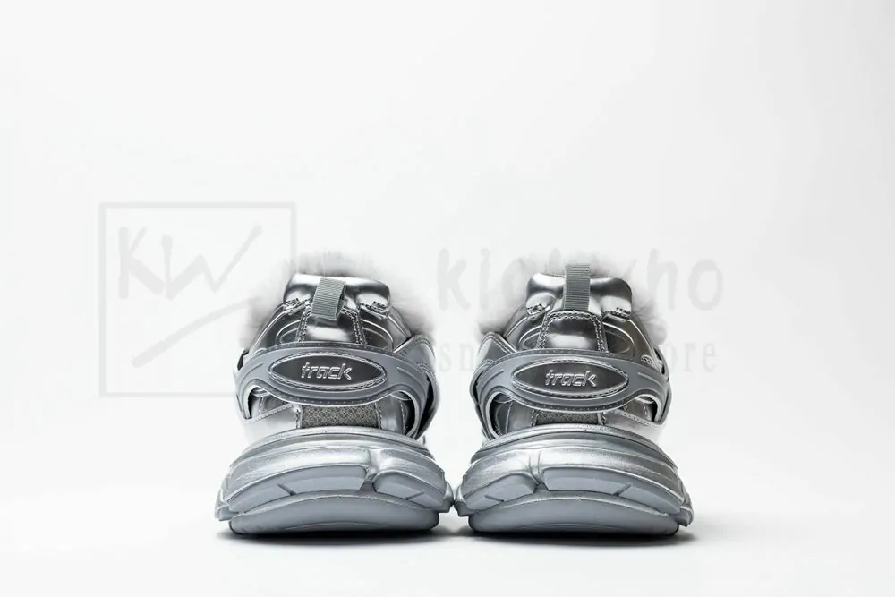 Ba*len*cia*ga track trainer
