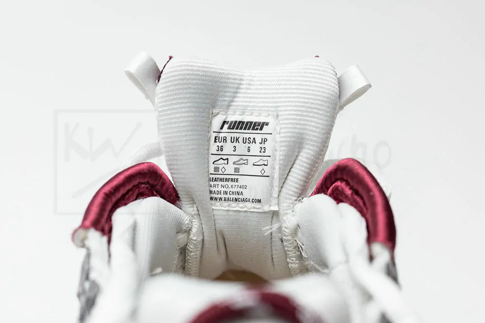 Ba*len*cia*ga runner burgundy