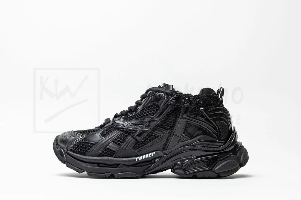 Ba*len*cia*ga runner black