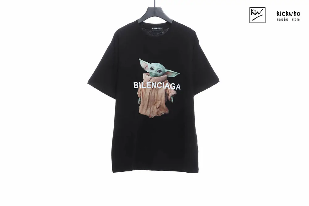 Ba*len*cia*ga baby yoda t-shirt black