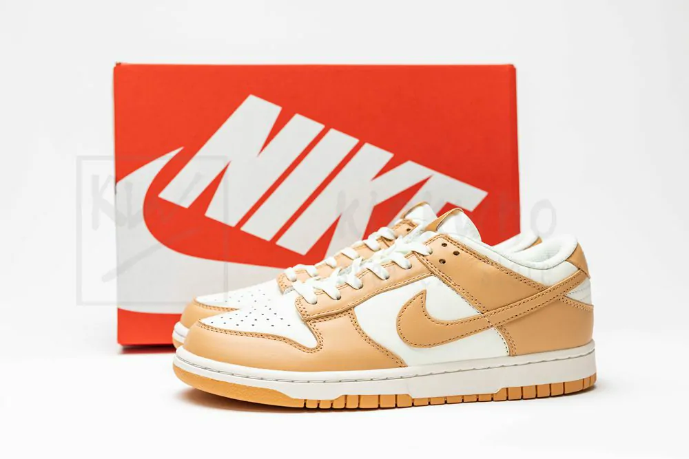 wmns dunk low