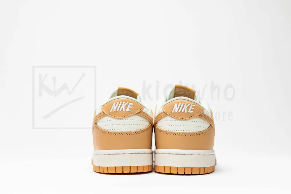 wmns dunk low