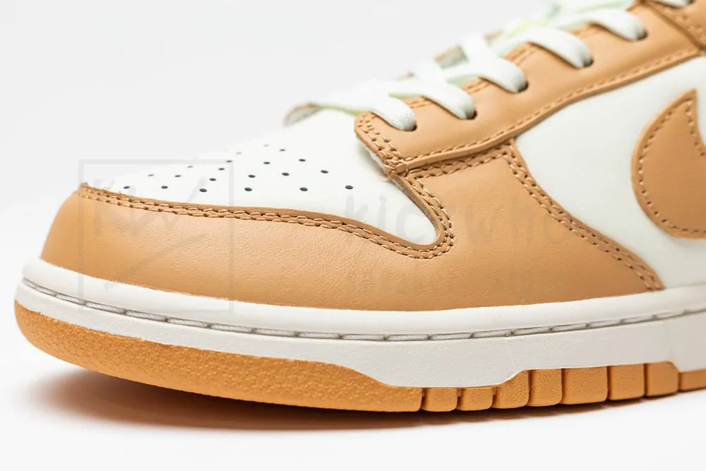 wmns dunk low