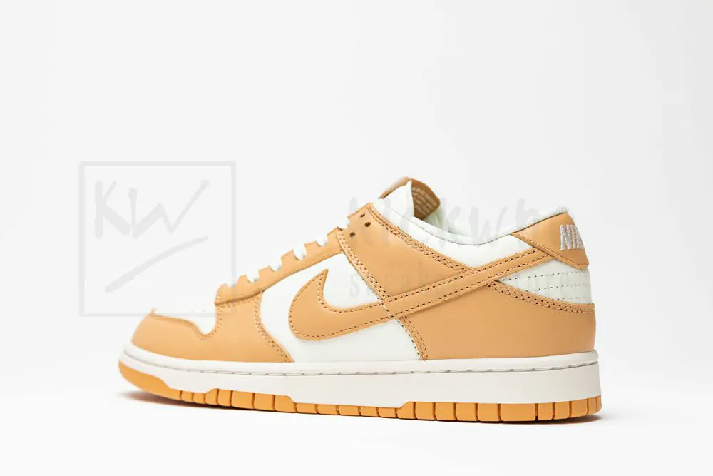 wmns dunk low