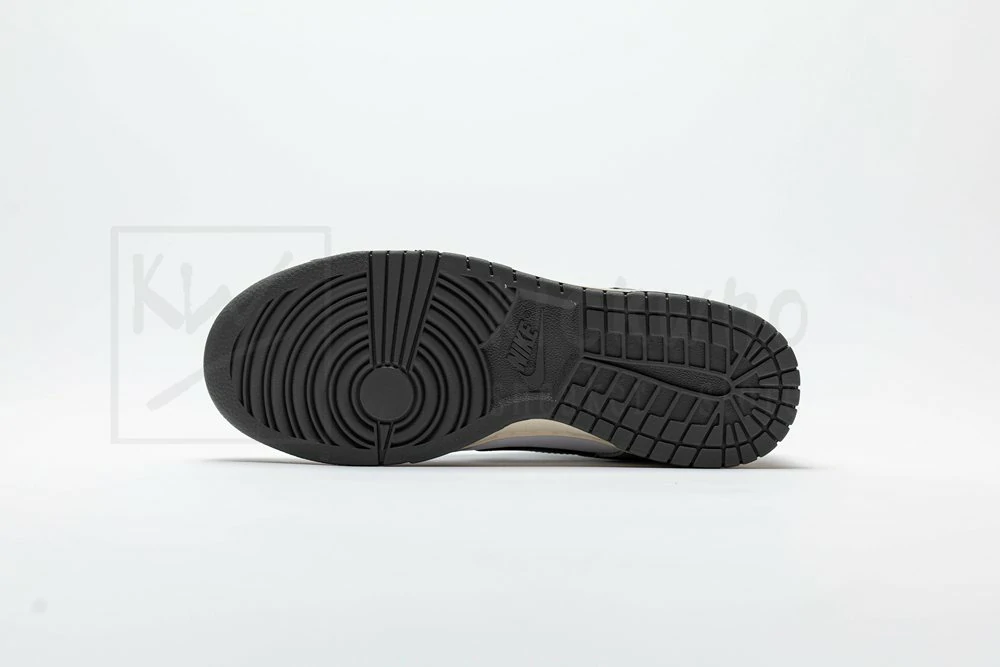 godkiller wmns dunk low