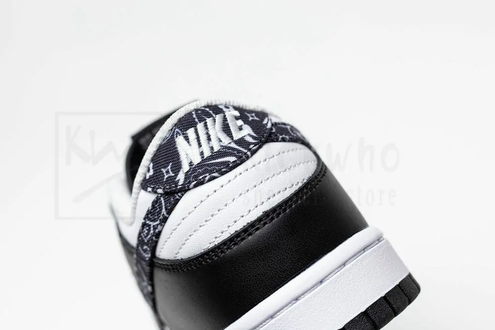 wmns dunk low
