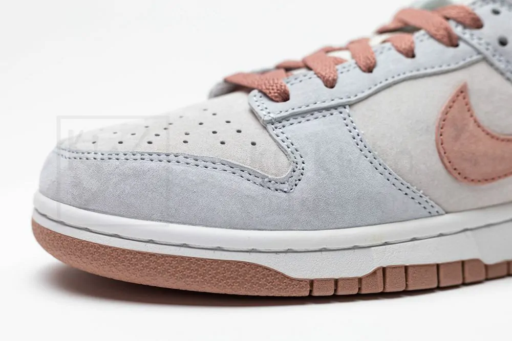 dunk low retro premium