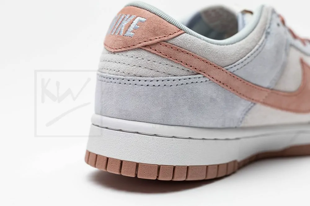 dunk low retro premium