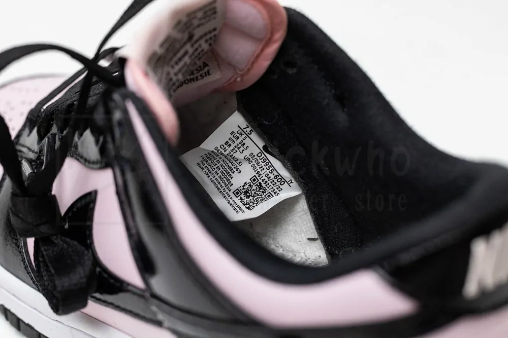 wmns dunk low