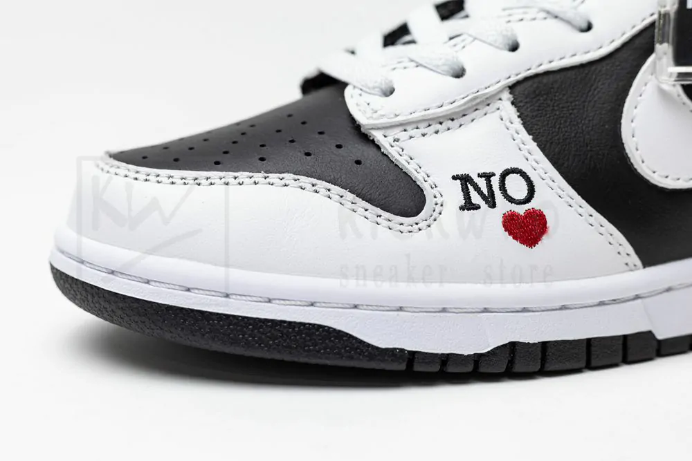 S*p x nike sb dunk high by any means white black