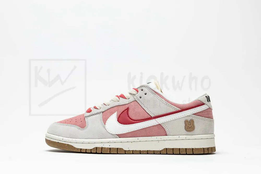 wmns dunk low se