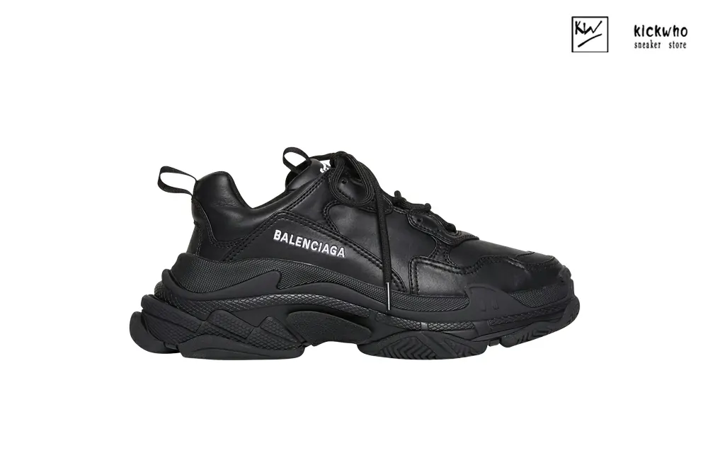 Ba*len*cia*ga triple s sneaker in leather black