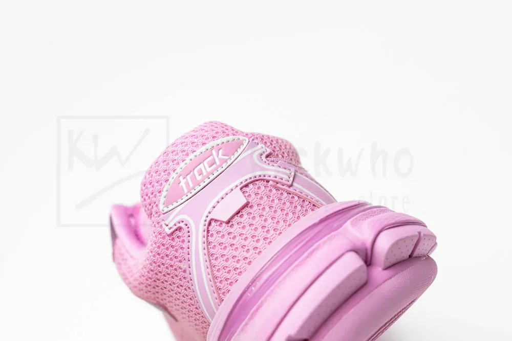 Ba*len*cia*ga track.3 sneaker in pink