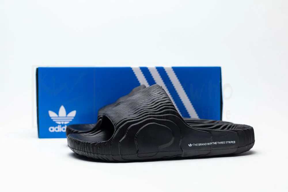 adilette 23 slides