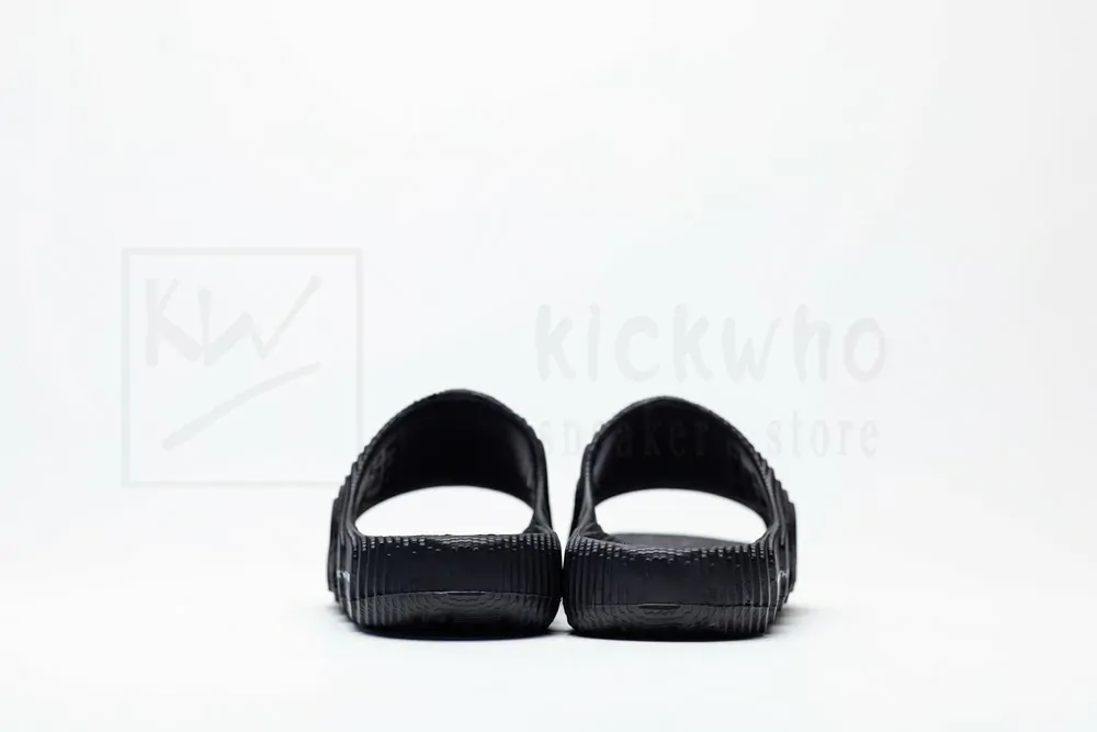 adilette 23 slides