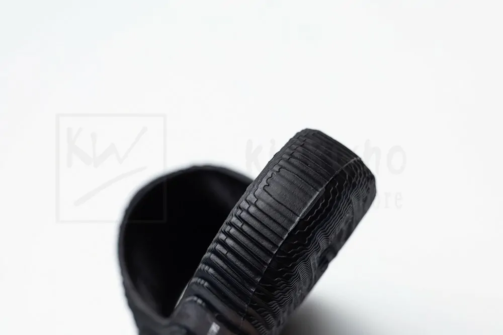 adilette 23 slides