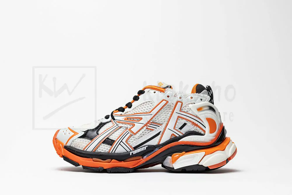 Ba*len*cia*ga runner orange