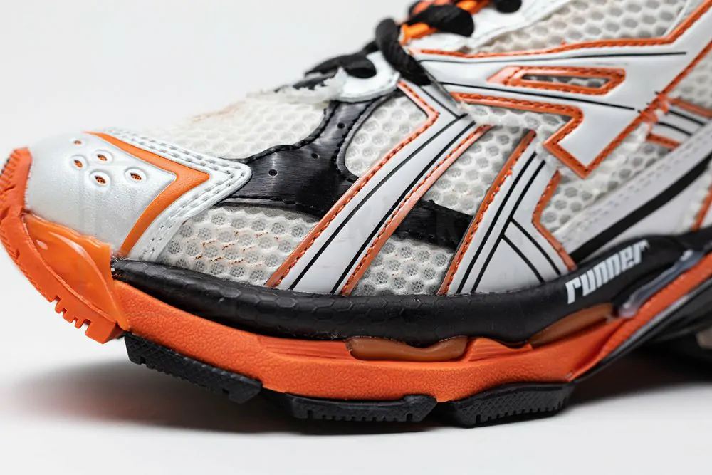 Ba*len*cia*ga runner orange