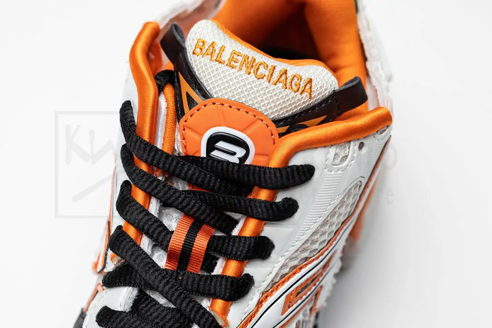 Ba*len*cia*ga runner orange