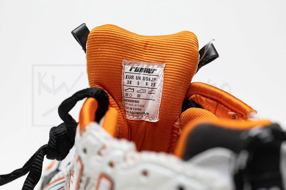 Ba*len*cia*ga runner orange
