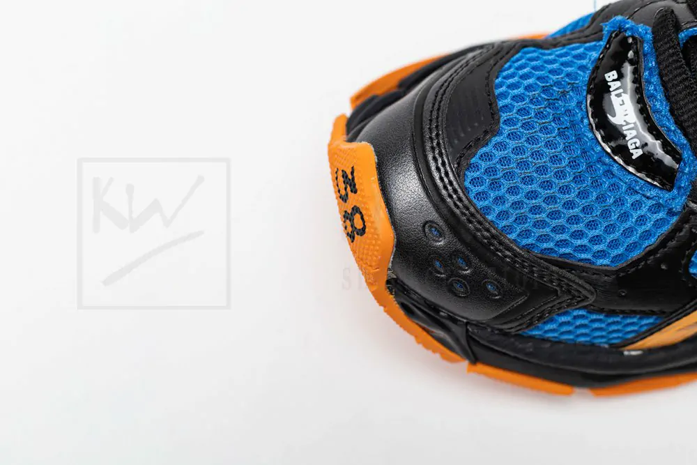 Ba*len*cia*ga runner sneaker blue orange