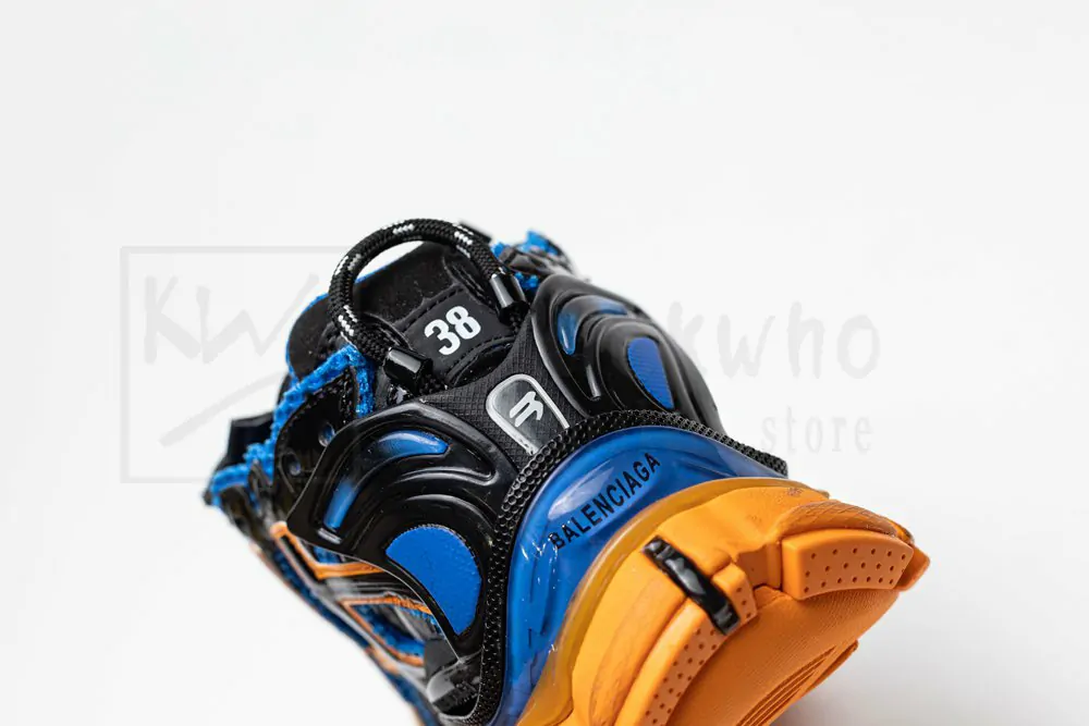 Ba*len*cia*ga runner sneaker blue orange