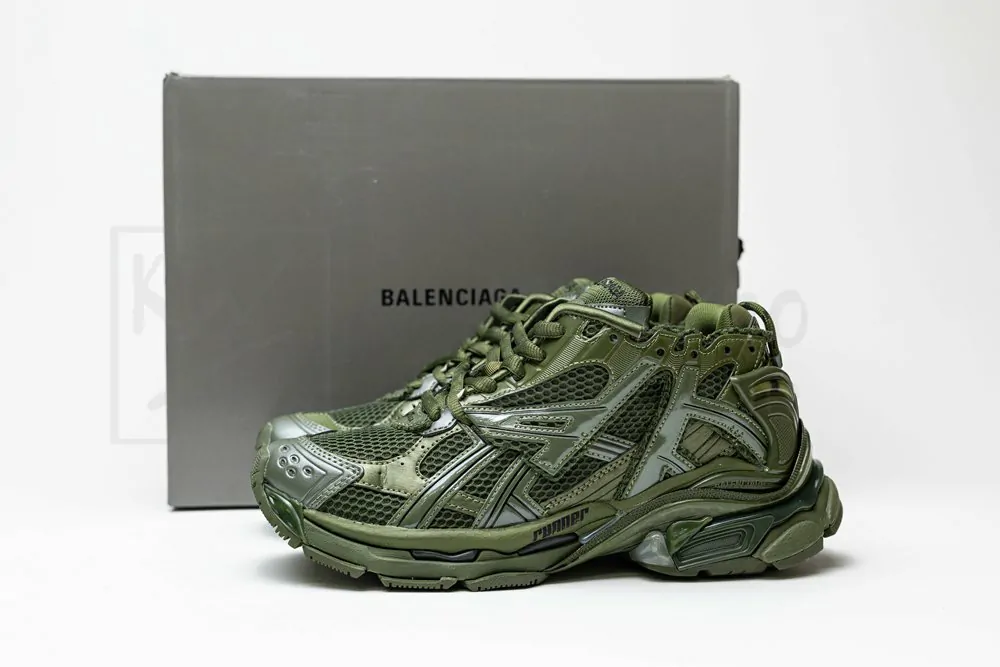 Ba*len*cia*ga runner sneaker green