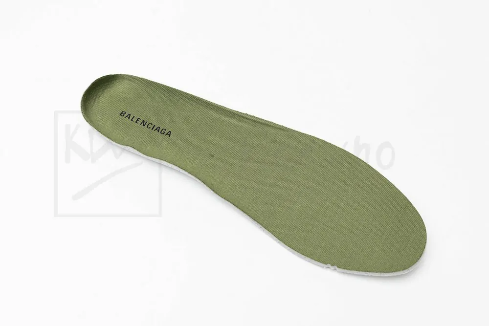 Ba*len*cia*ga runner sneaker green