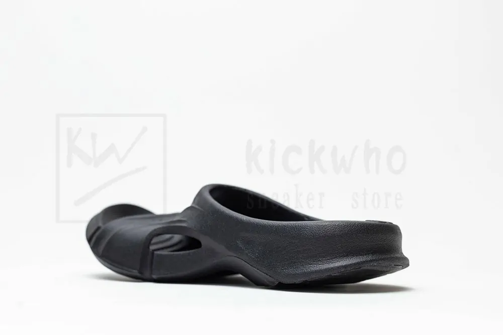 Ba*len*cia*ga mold slide sandal black