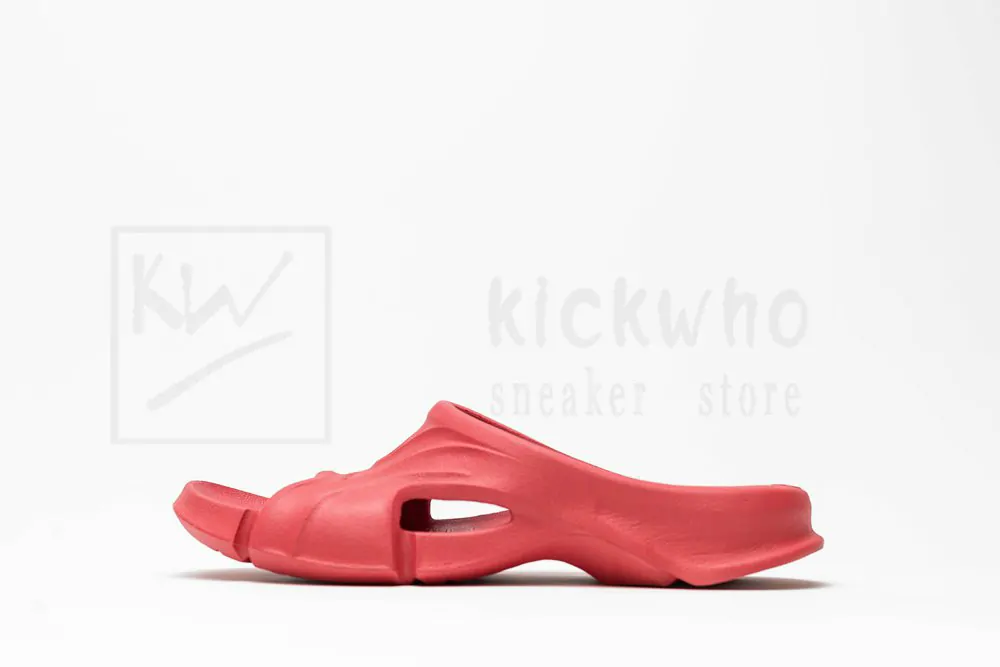 Ba*len*cia*ga mold slide sandal red