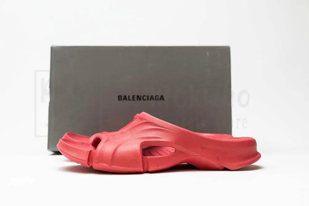 Ba*len*cia*ga mold slide sandal red