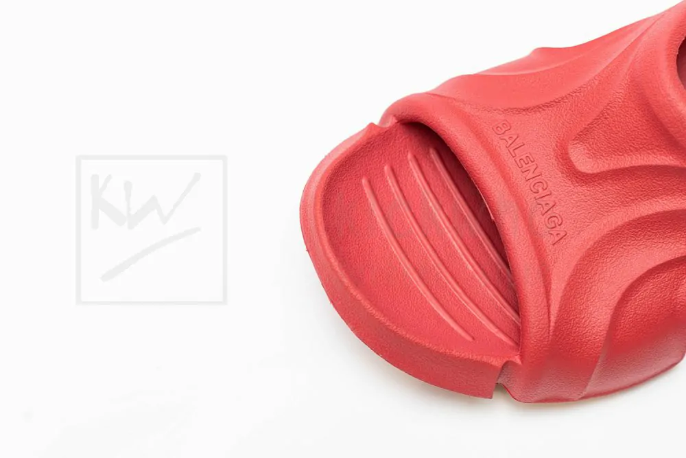 Ba*len*cia*ga mold slide sandal red