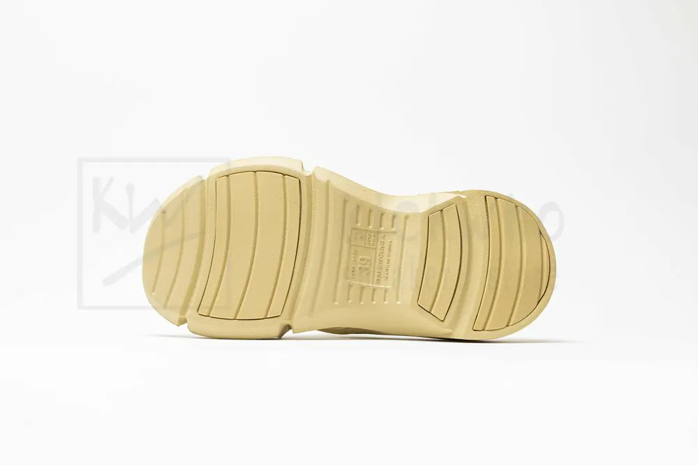 Ba*len*cia*ga mold slide sandal beige