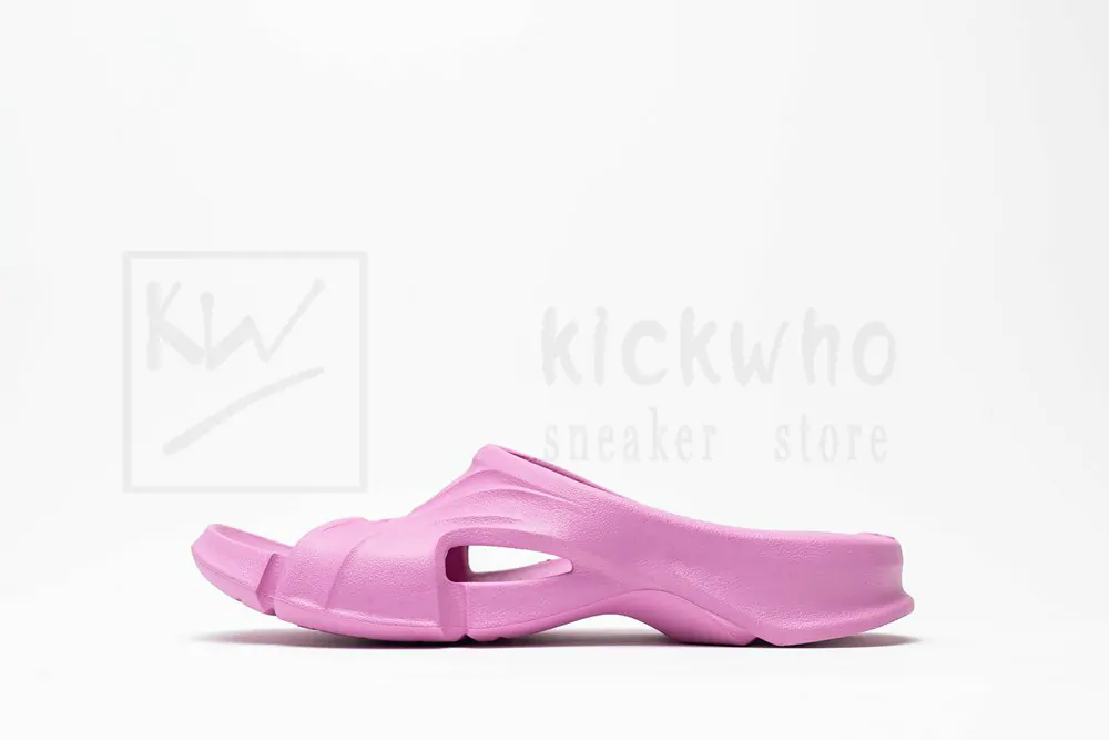 Ba*len*cia*ga mold slide sandal pink