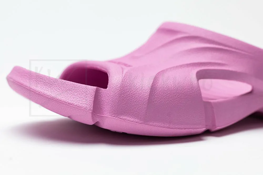 Ba*len*cia*ga mold slide sandal pink