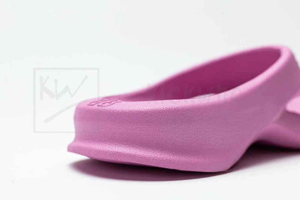 Ba*len*cia*ga mold slide sandal pink
