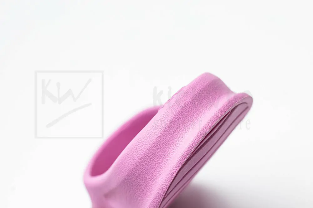 Ba*len*cia*ga mold slide sandal pink