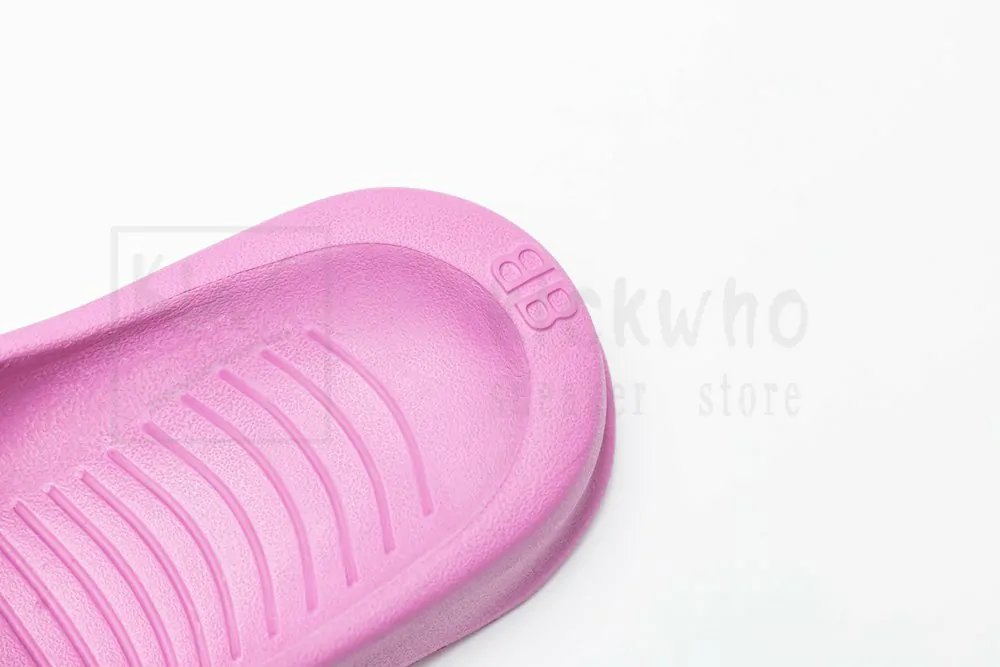 Ba*len*cia*ga mold slide sandal pink