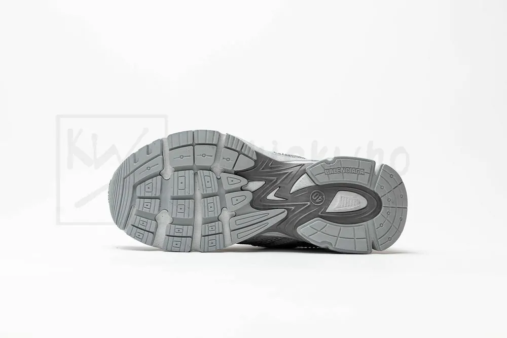 Ba*len*cia*ga phantom triple grey