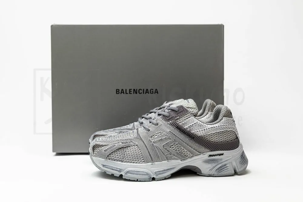 Ba*len*cia*ga phantom triple grey