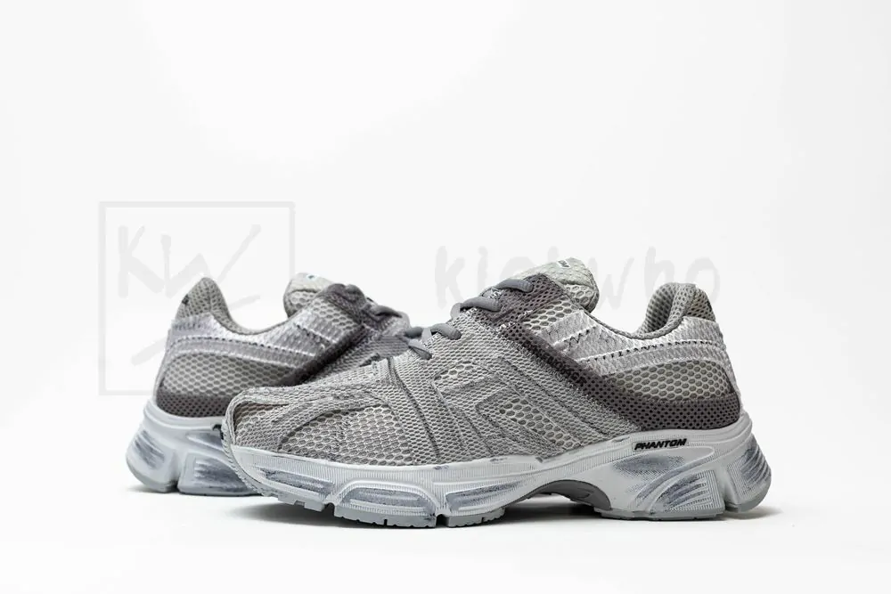 Ba*len*cia*ga phantom triple grey