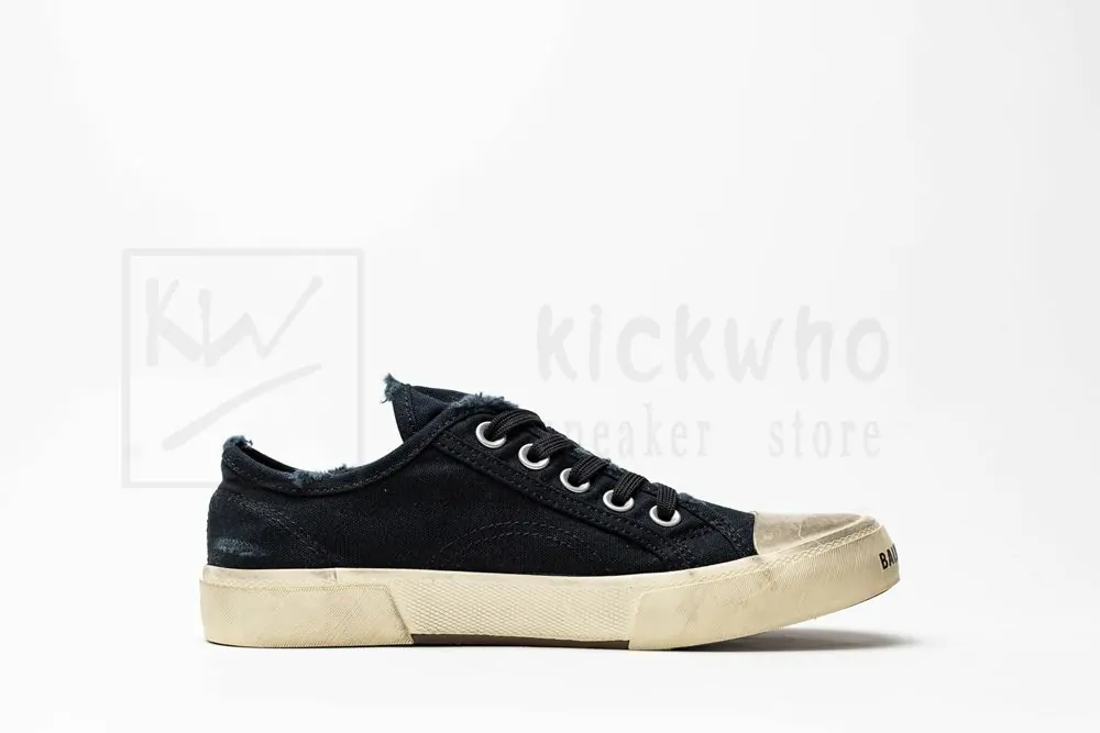Ba*len*cia*ga paris low sneaker in black