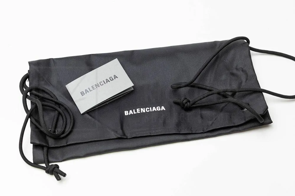 Ba*len*cia*ga paris low sneaker in black