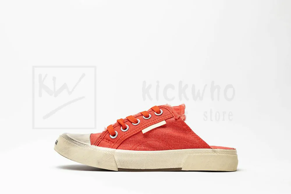 Ba*len*cia*ga paris sneaker mule in red