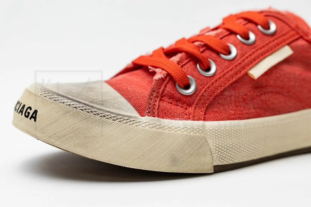 Ba*len*cia*ga paris sneaker mule in red