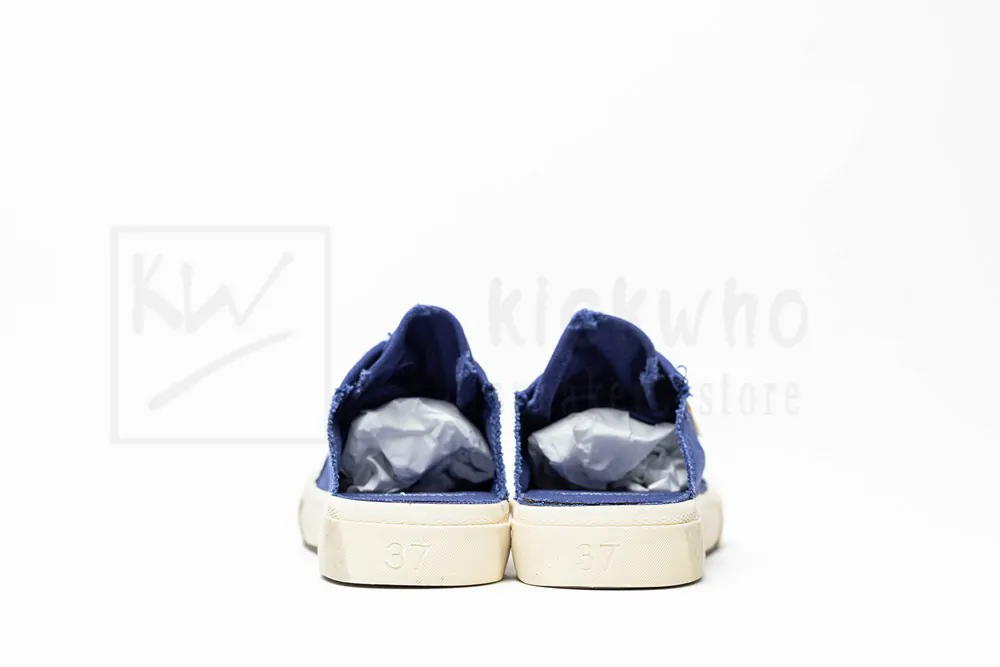 Ba*len*cia*ga paris sneaker mule in blue
