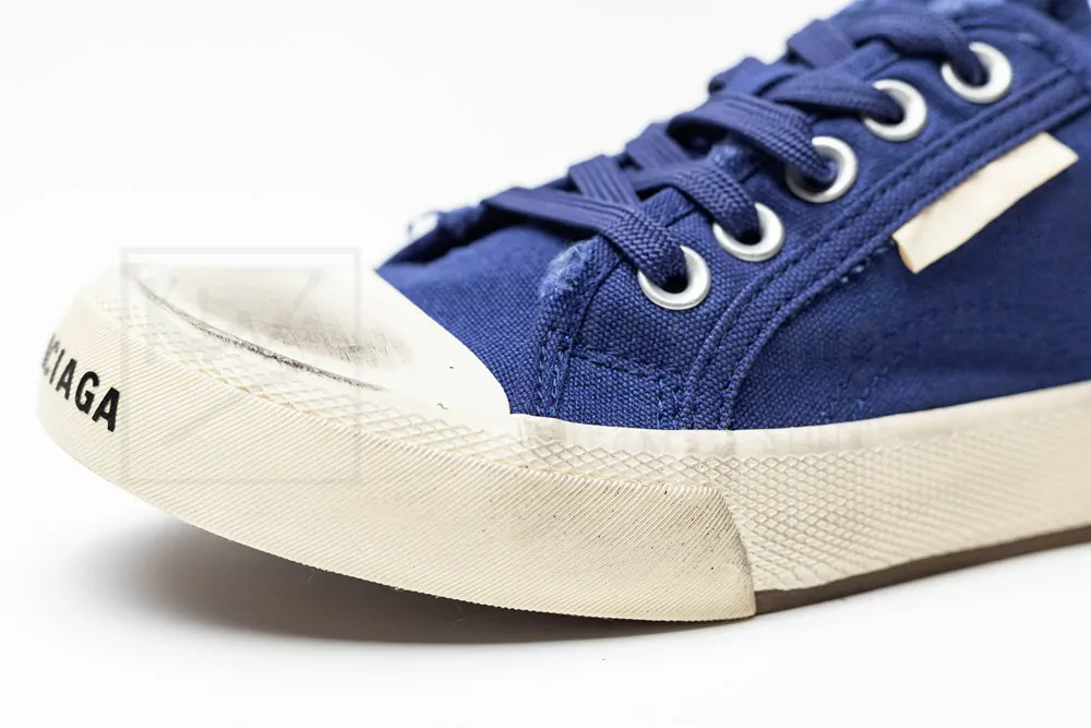 Ba*len*cia*ga paris sneaker mule in blue